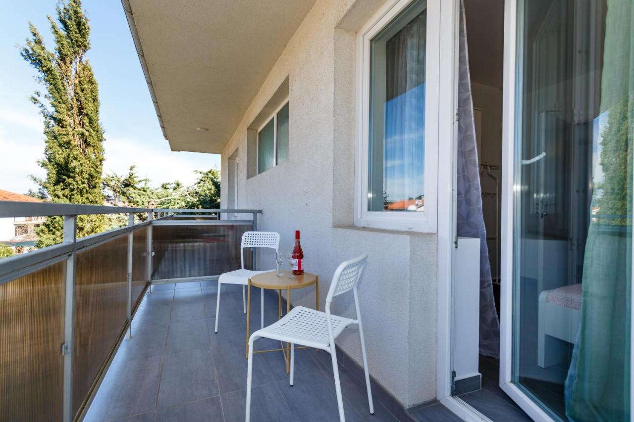 Golden Island Apartments Krk Town Luaran gambar